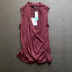 41 Hawthorne tank NWT